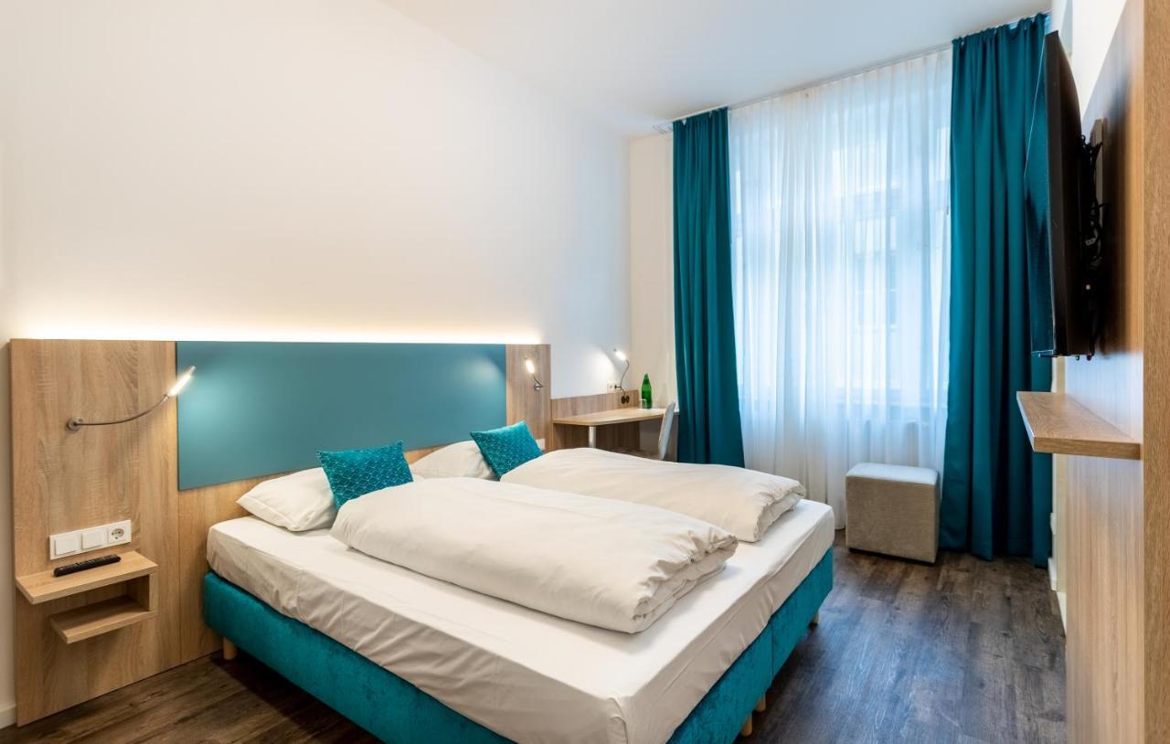 Dauntown Rooms - Self Check-In Wina Bagian luar foto