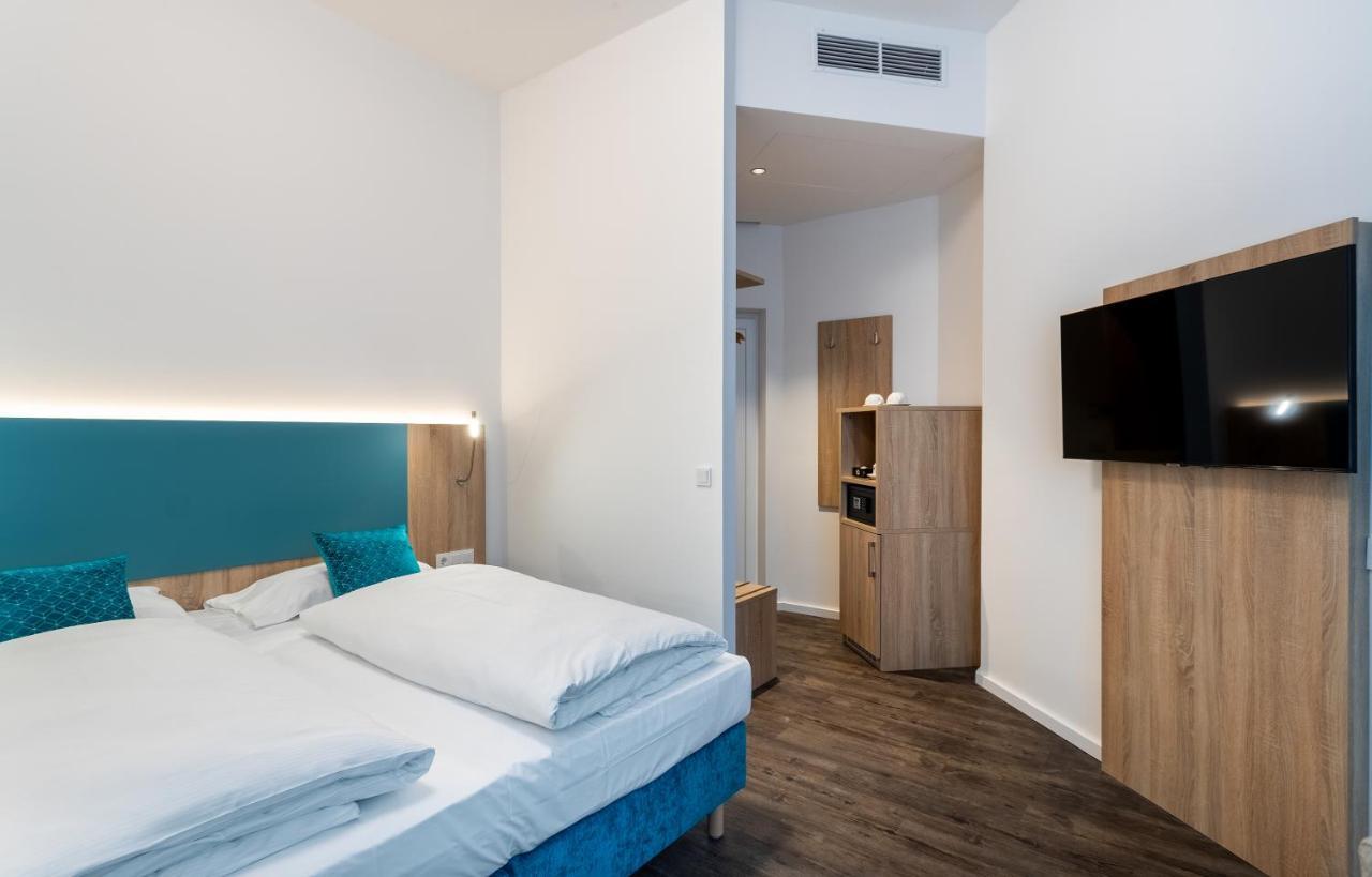 Dauntown Rooms - Self Check-In Wina Bagian luar foto